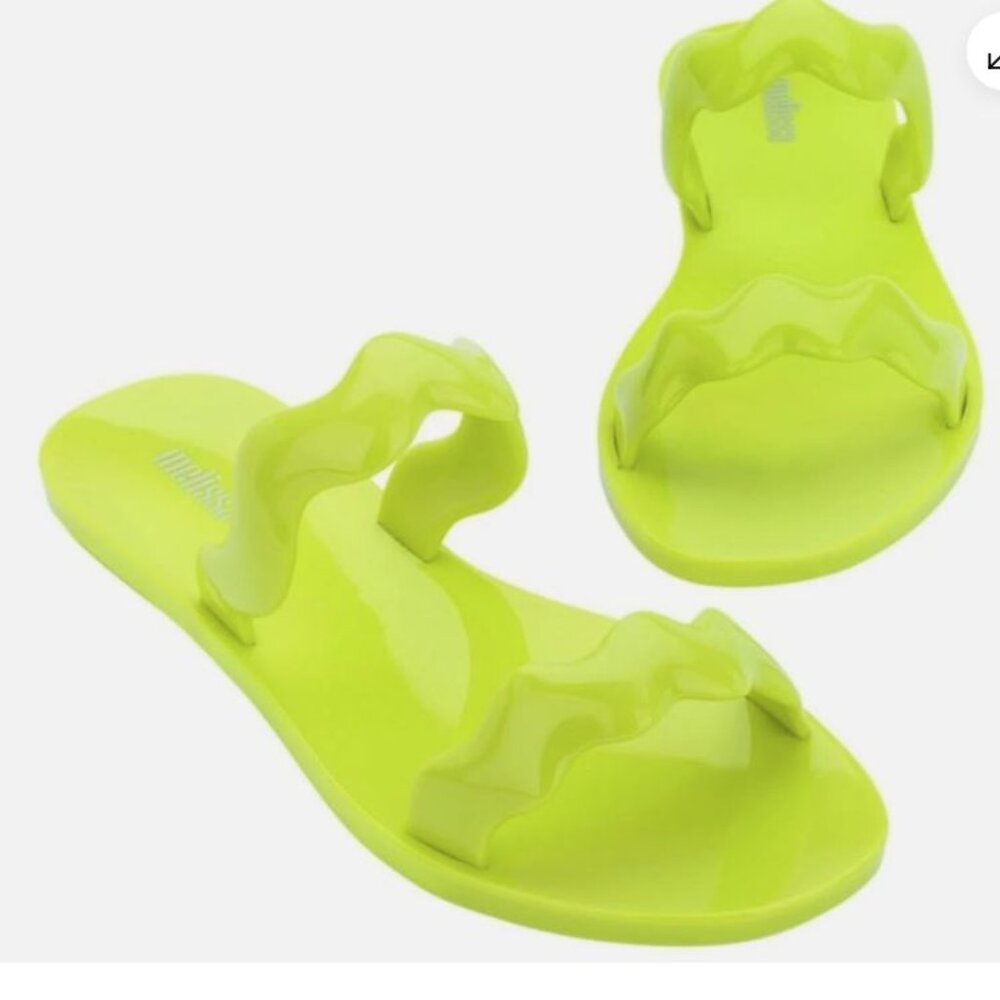 NWT Melissa Wind Sandals in Green Authentic